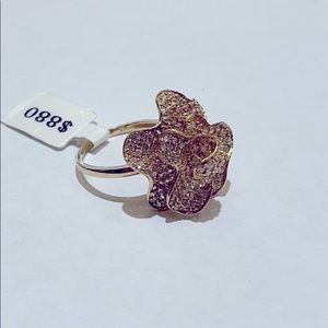 14k yellow rose ring w/ white sapphire
